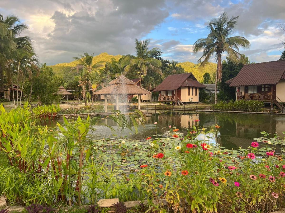 Pairadise Hotel Екстериор снимка